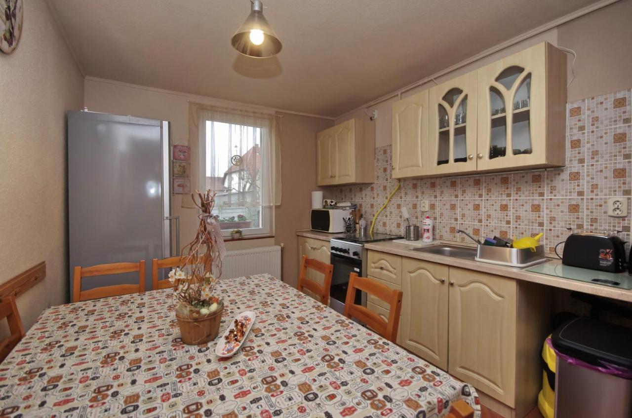 גיולה Bodza Apartman מראה חיצוני תמונה