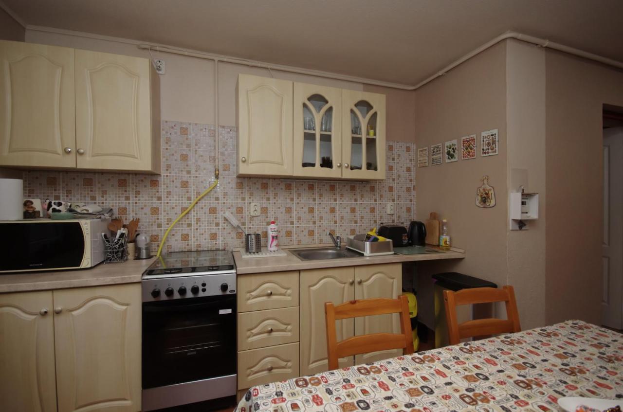 גיולה Bodza Apartman מראה חיצוני תמונה
