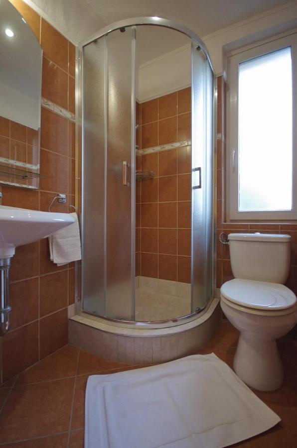 גיולה Bodza Apartman מראה חיצוני תמונה